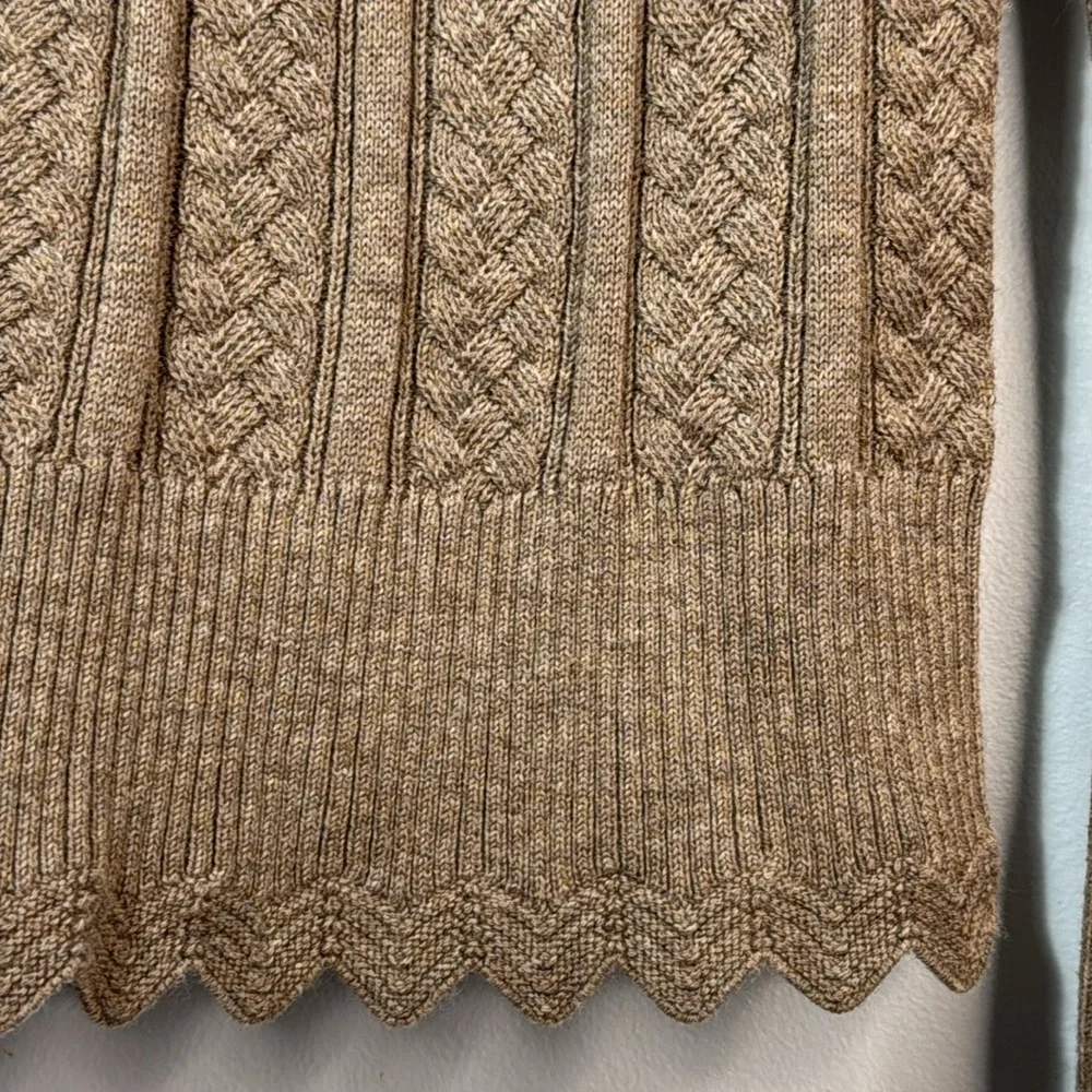 Jeanne Pierre Sweater‎ Taupe Mock Neck Scalloped in Size Petite M  NWT
